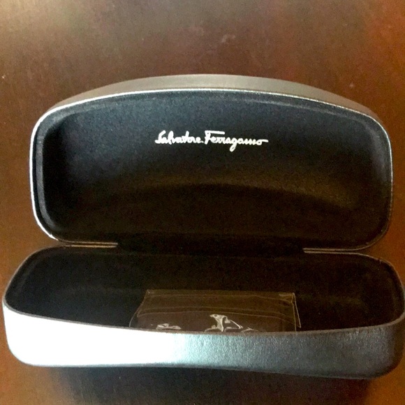 Salvatore Ferragamo sunglasses - Picture 8 of 8
